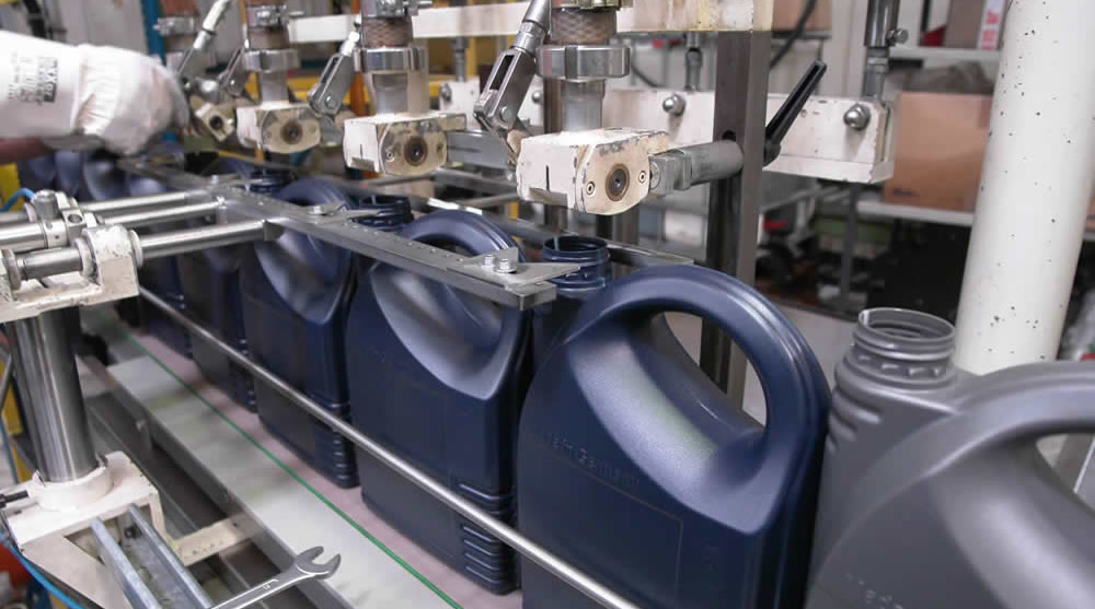 swd机油瓶子装罐